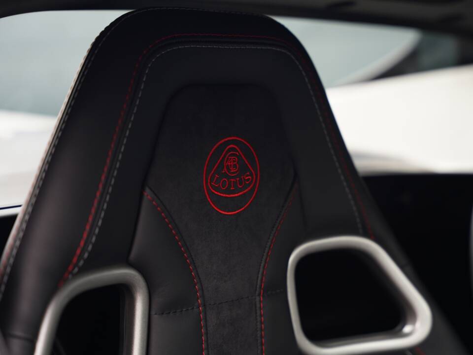 Image 17/50 of Lotus Elise Sport 240 &quot;Final Edition&quot; (2022)