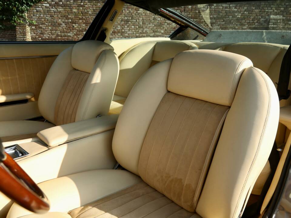 Image 22/50 de Maserati Indy 4700 (1971)