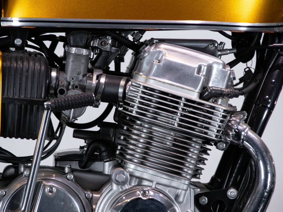 Bild 46/50 von Honda DUMMY (1974)