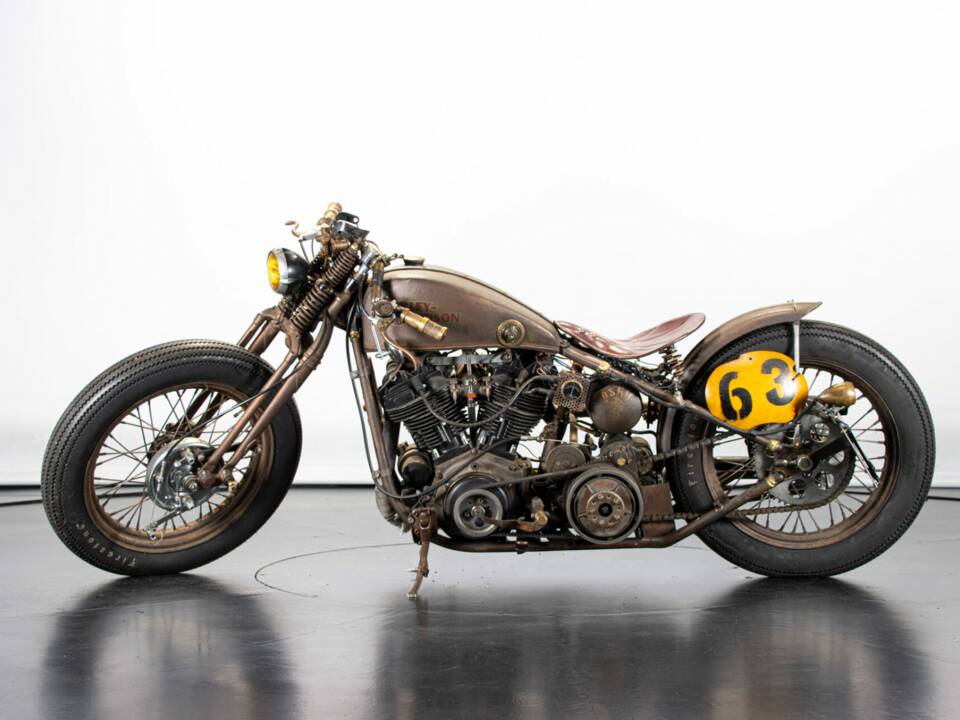 Bild 1/50 von Harley-Davidson FXSTC 1340 Softail Custom (1989)