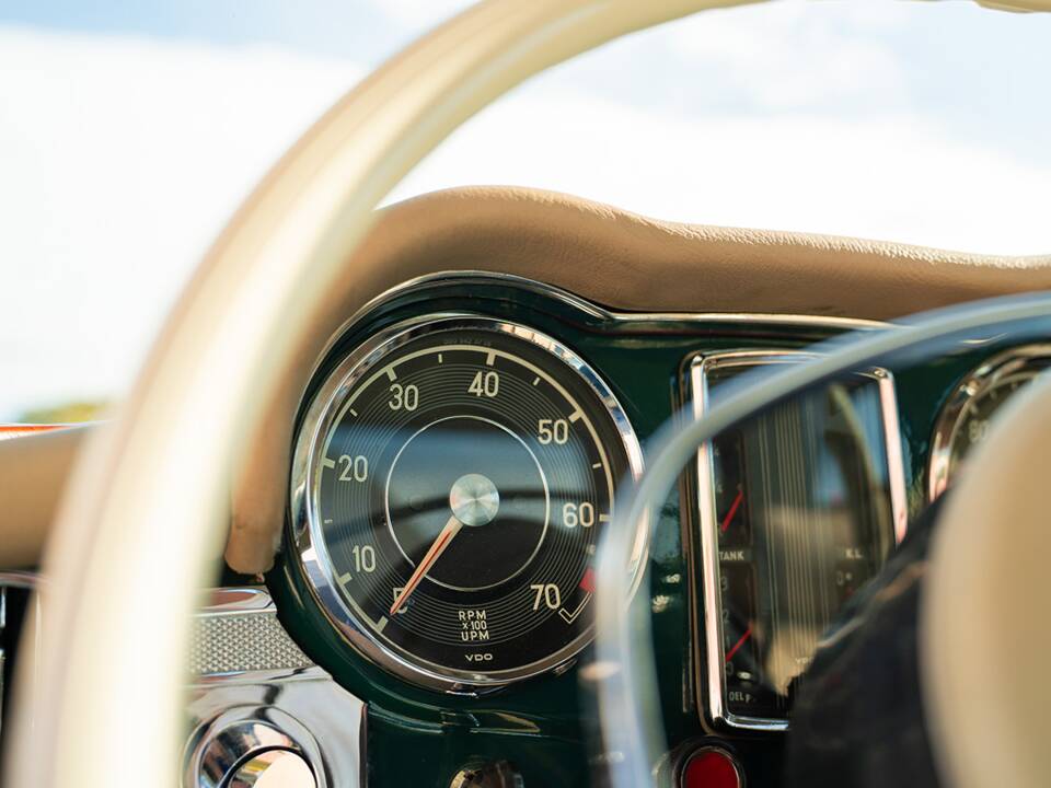 Imagen 33/44 de Mercedes-Benz 280 SL (1969)