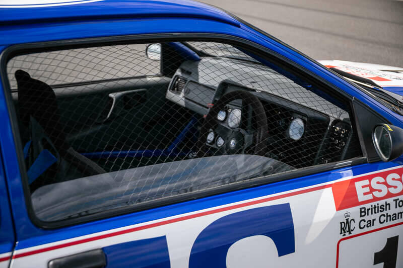 Image 43/50 de Ford Sierra RS 500 Cosworth (1990)