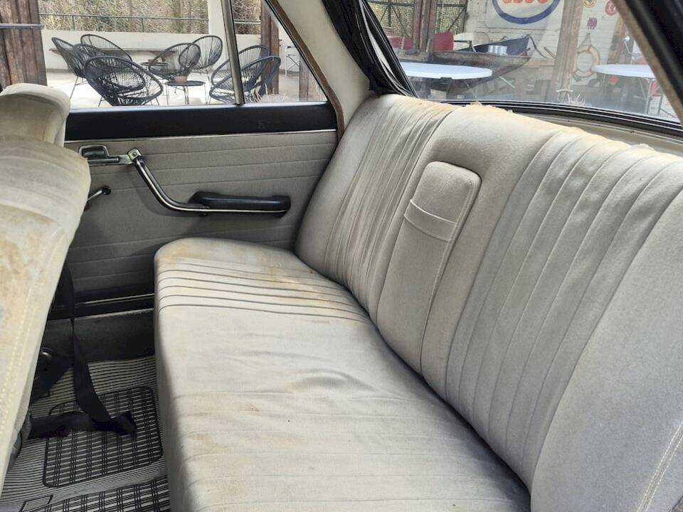 Afbeelding 37/63 van Lancia Flavia 2000 (1970)