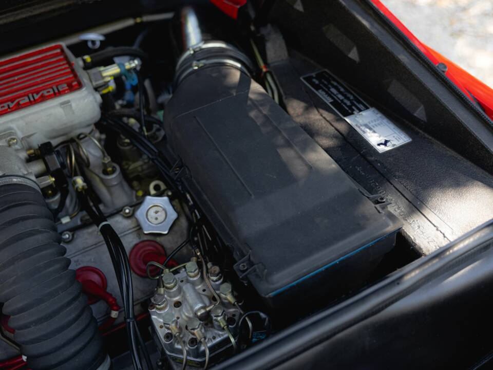 Image 57/60 of Ferrari 328 GTS (1986)
