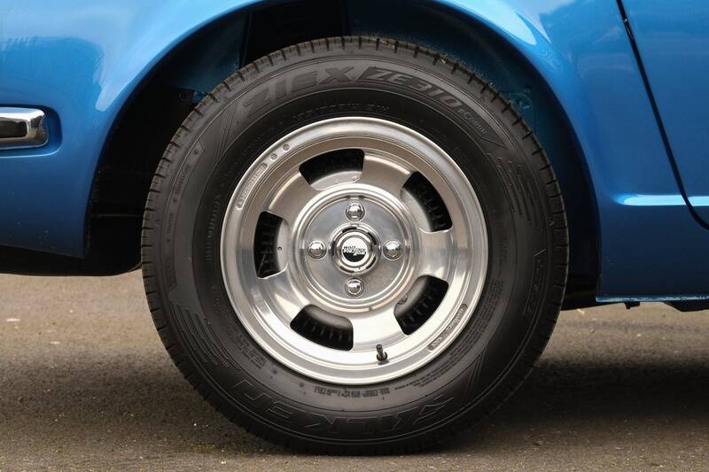 Image 22/40 of Datsun 260 Z (1974)