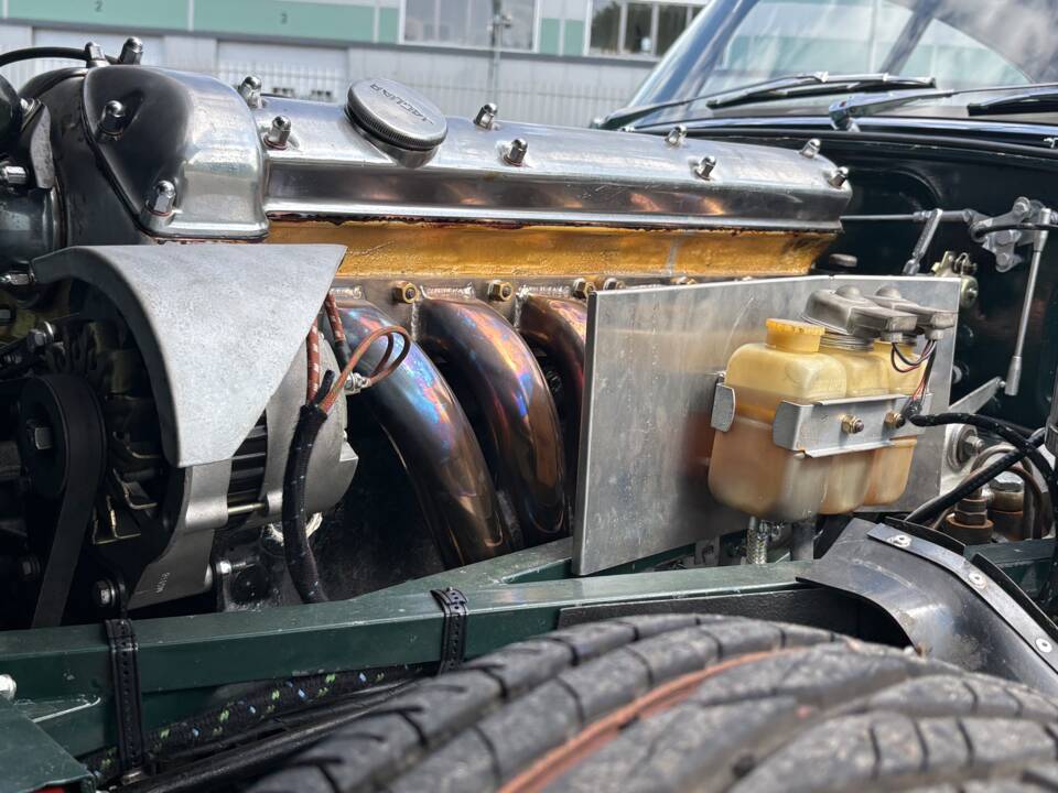 Afbeelding 14/28 van Jaguar E-Type 4.2 (1966)