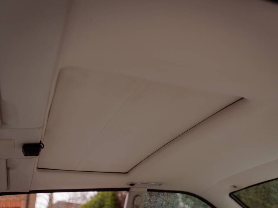 Afbeelding 7/27 van BMW 635 CSi (1989)