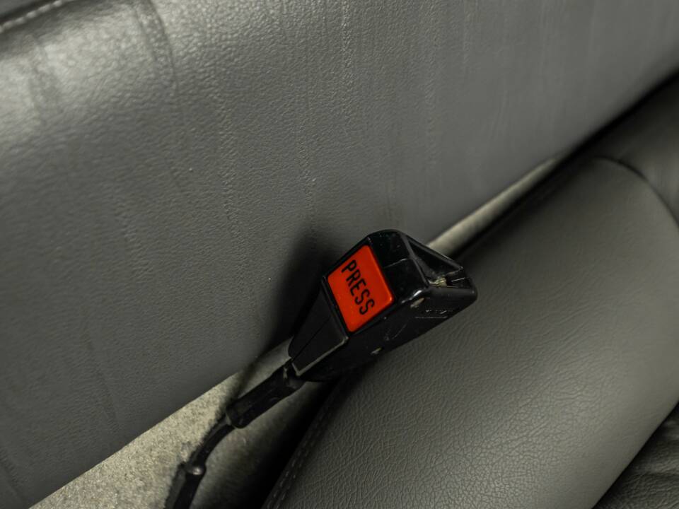 Image 48/66 of DeLorean DMC-12 (1981)