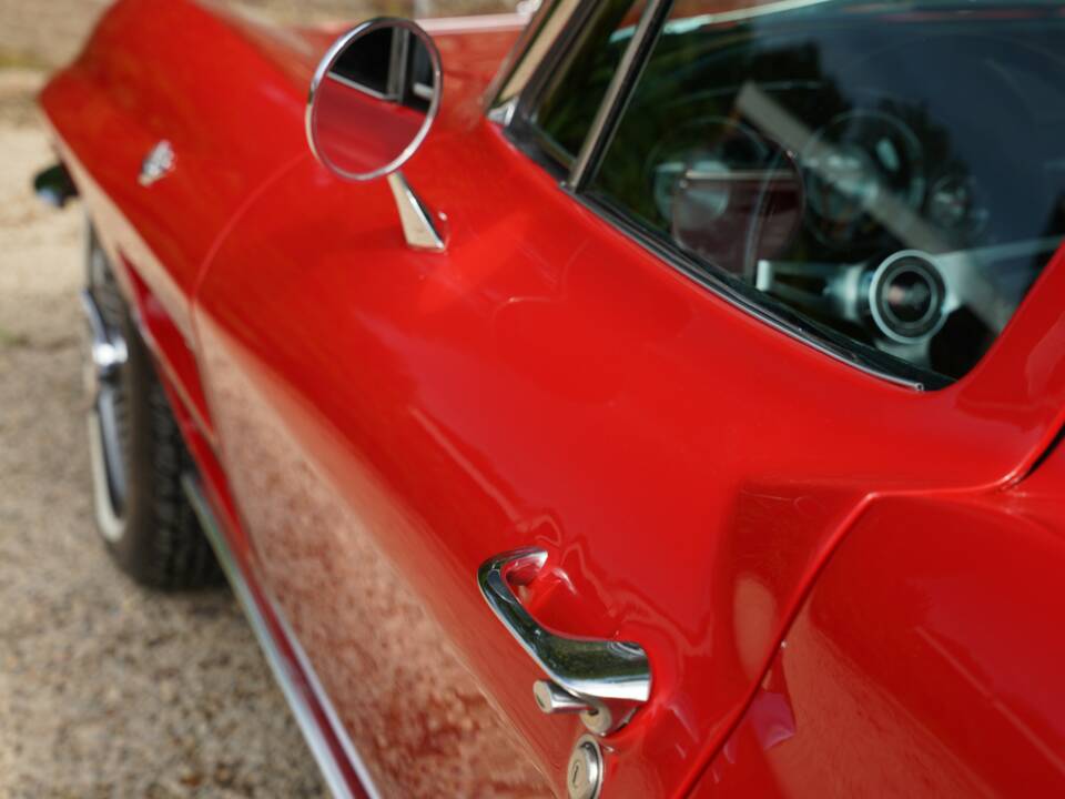 Image 19/50 of Chevrolet Corvette Sting Ray (1963)