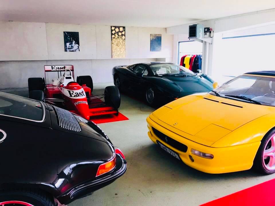 Image 23/26 of Ferrari F 512 M (1996)