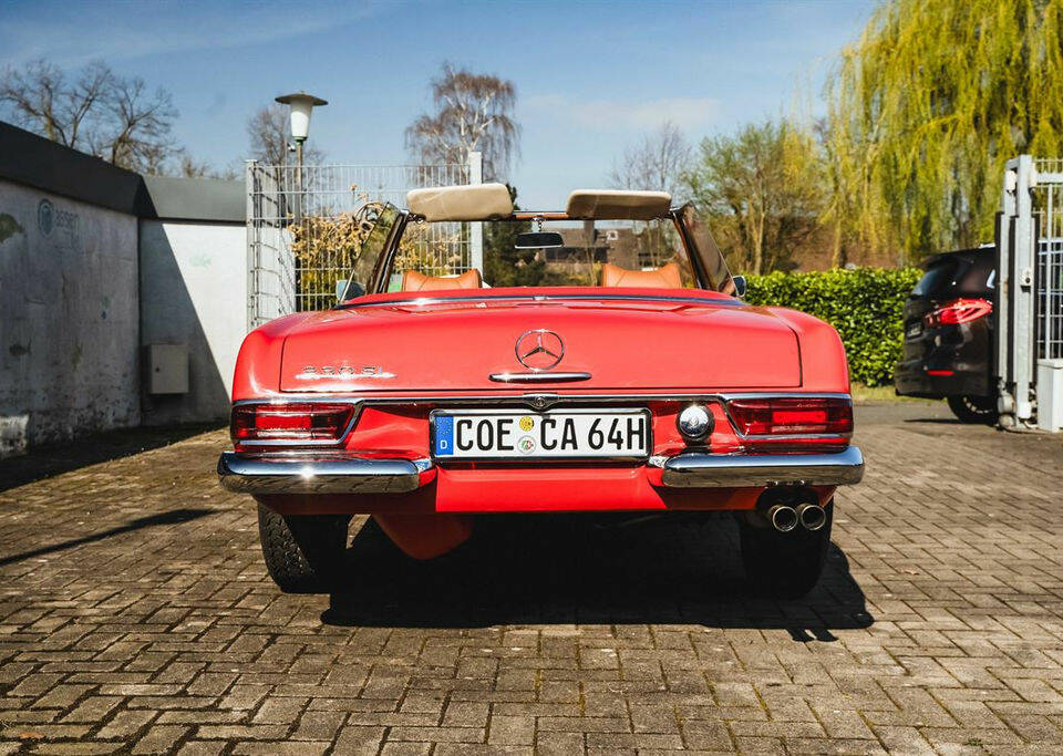 Image 5/8 of Mercedes-Benz 230 SL (1964)