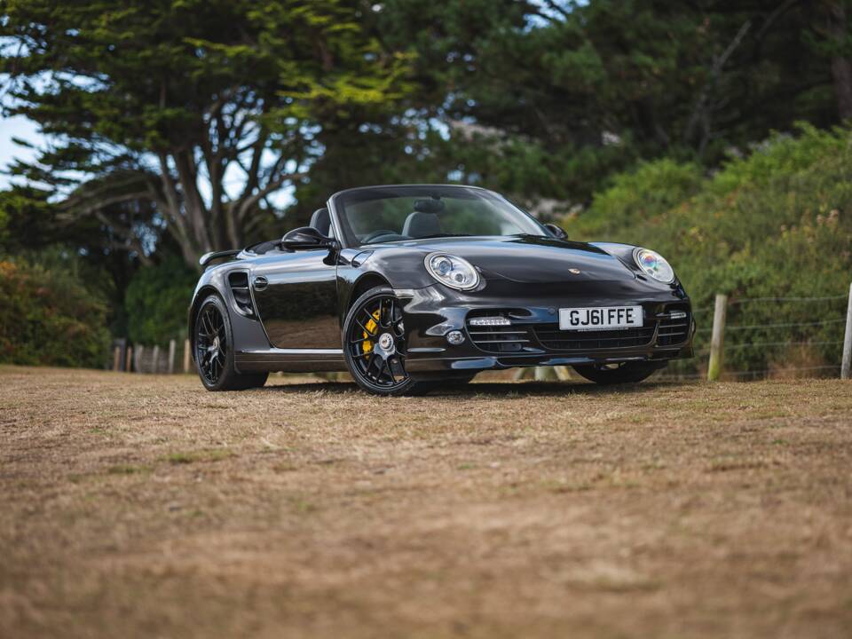 Bild 15/50 von Porsche 911 Turbo S (2011)