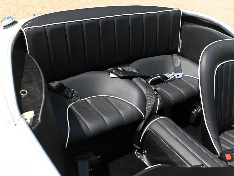 Bild 20/21 von Austin-Healey 100&#x2F;6 (BN4) (1958)