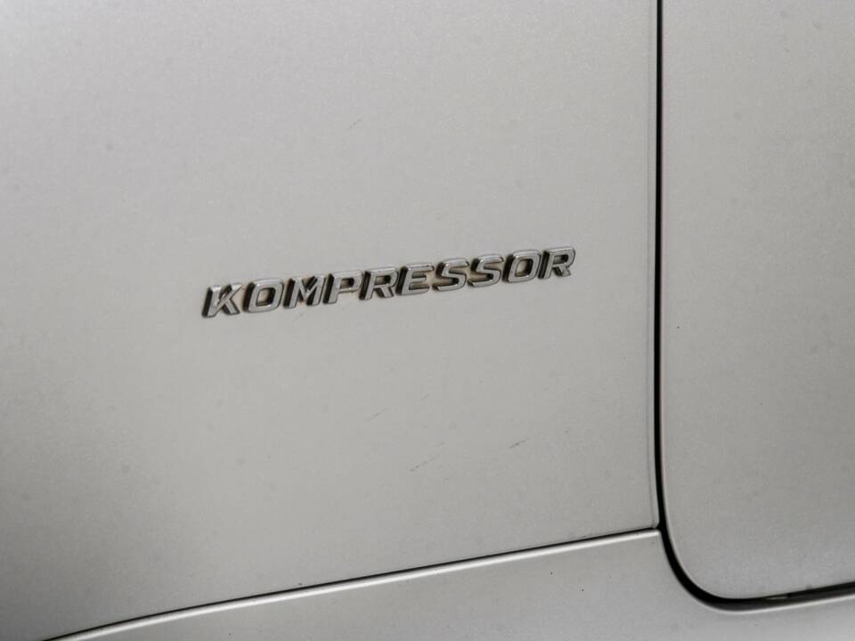 Image 26/50 of Mercedes-Benz SLK 200 Kompressor (2004)
