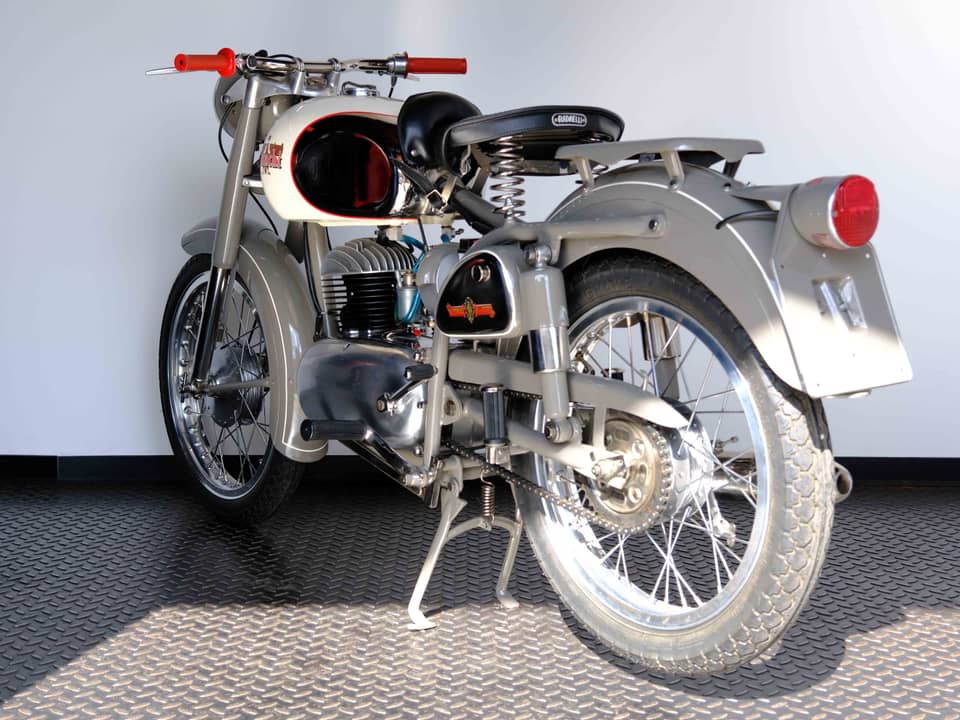 Image 37/54 of Bianchi Mendola (1951)
