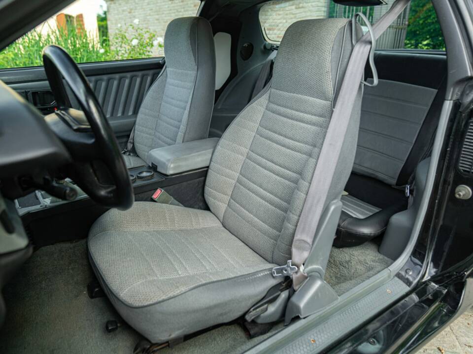 Bild 28/50 von Chevrolet Camaro Z28 (1992)