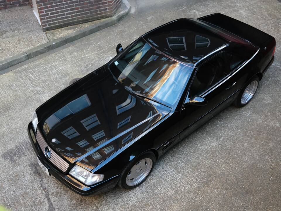 Image 20/100 of Mercedes-Benz SL 600 (1998)