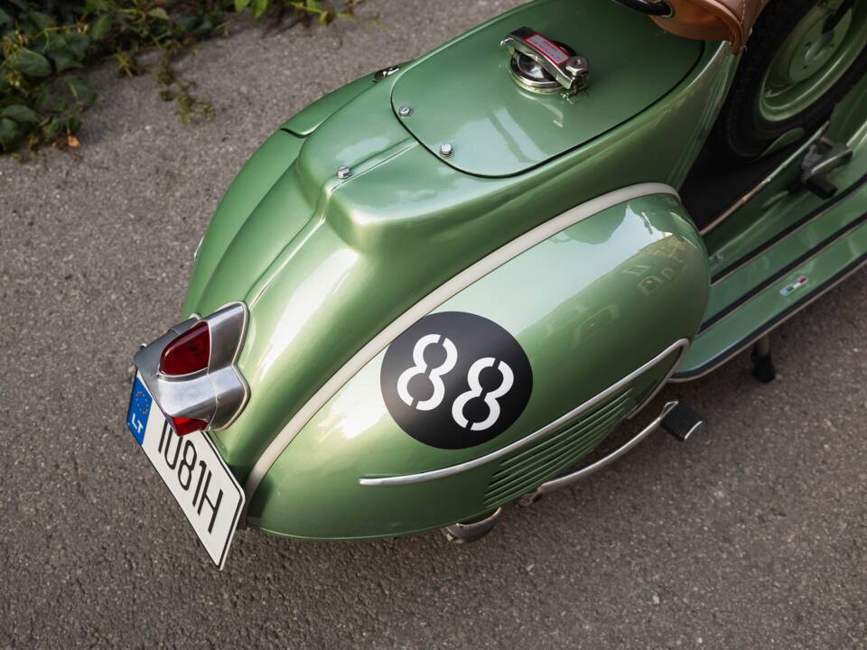 Immagine 9/32 di Piaggio Vespa 150 (1961)