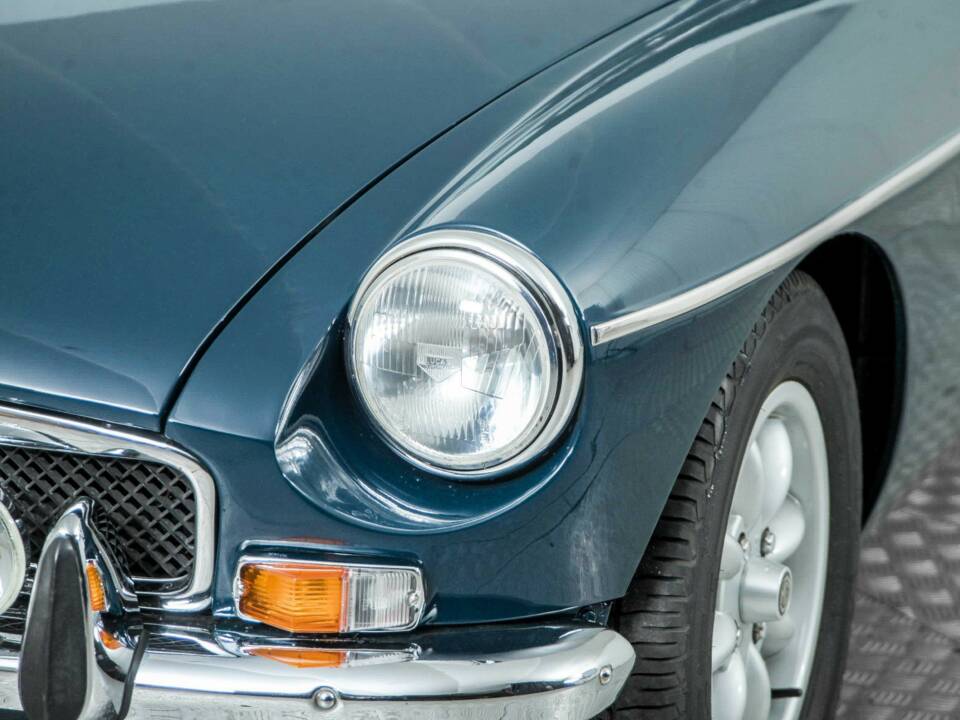 Imagen 22/50 de MG MGB GT (1972)