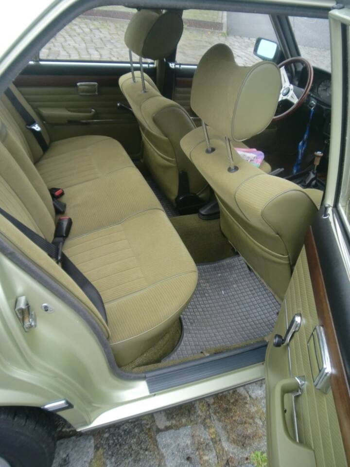 Bild 7/7 von BMW 528i (1980)