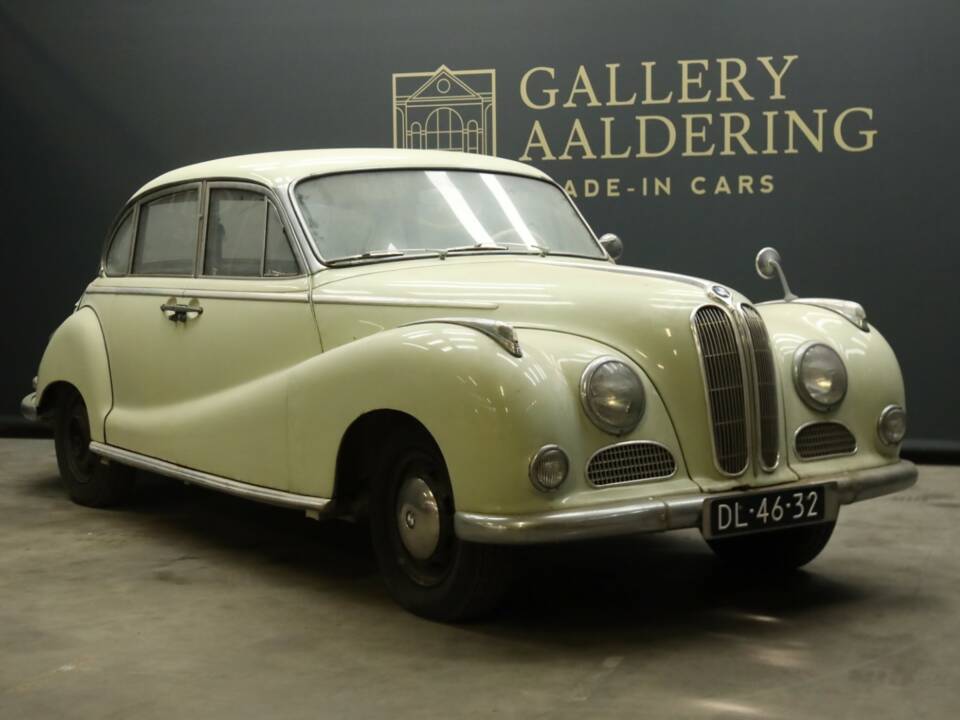 Afbeelding 49/50 van BMW 502 (1956)