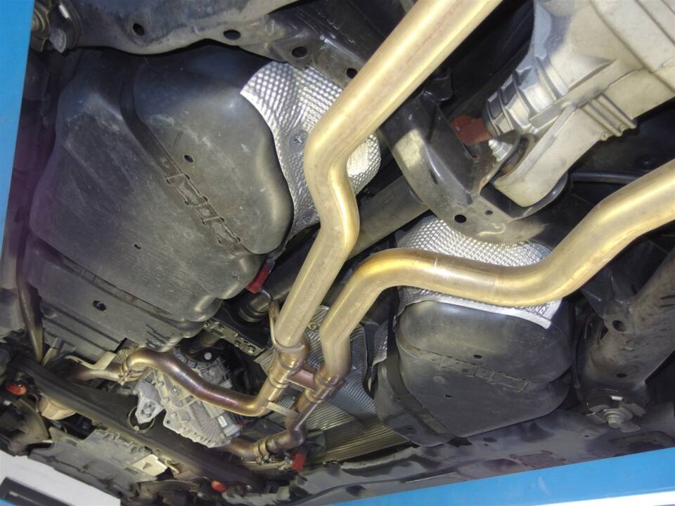 Immagine 95/99 di Porsche Cayenne GTS (2008)