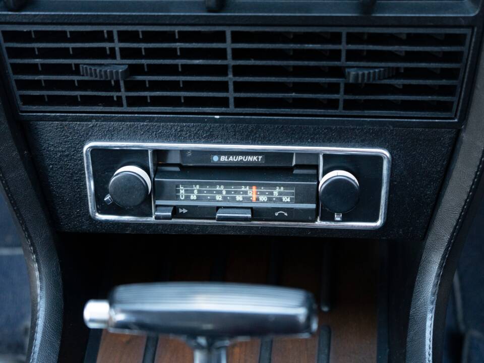 Afbeelding 10/15 van BMW 3.0 CS (1973)