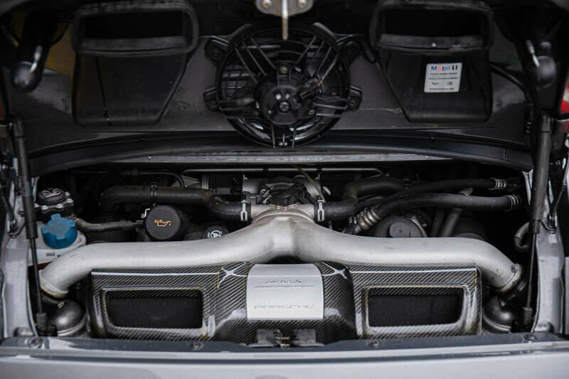 Imagen 3/50 de Porsche 911 Turbo S (2011)