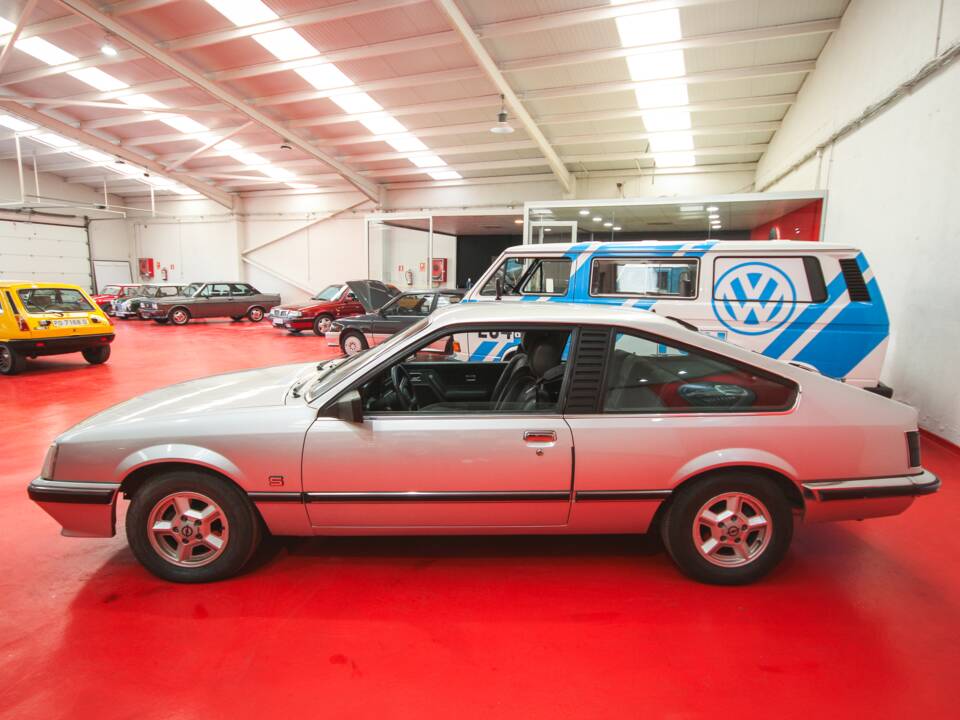 Bild 7/13 von Opel Monza 3,0 E (1983)