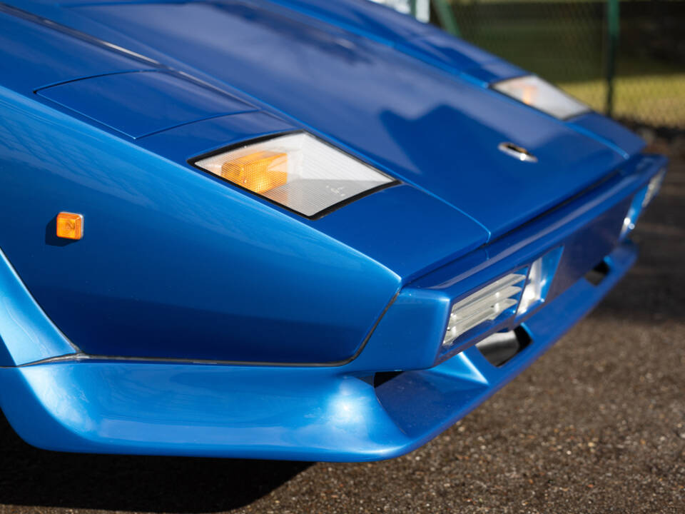 Image 32/50 of Lamborghini Countach LP 400 S (1981)