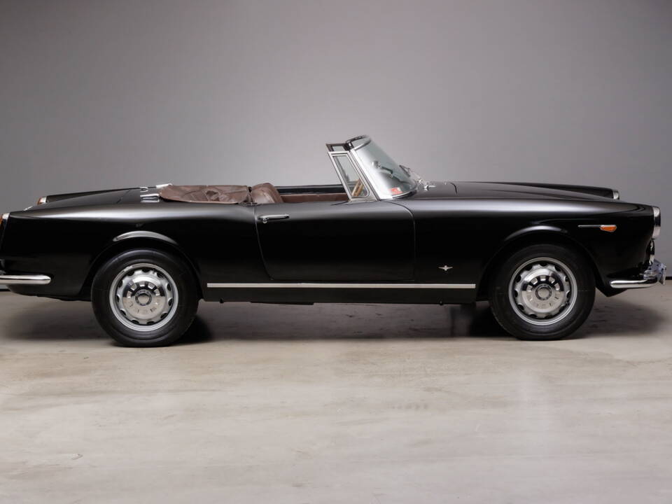 Imagen 9/36 de Alfa Romeo 2600 Spider (1963)