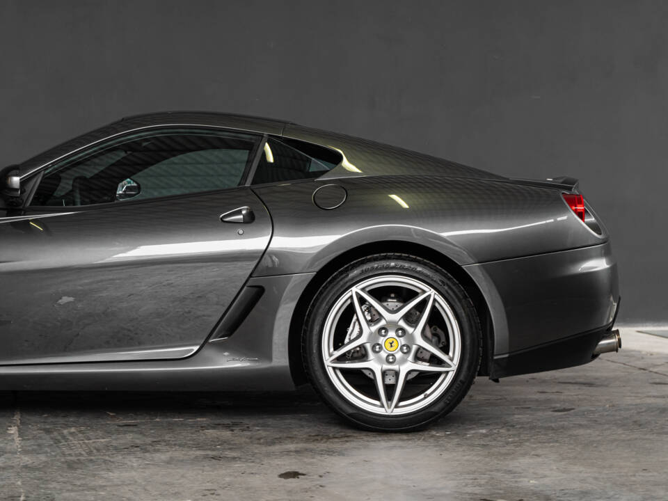 Imagen 14/72 de Ferrari 599 GTB Fiorano (2006)