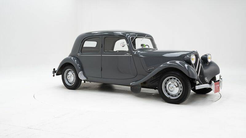 Image 3/15 de Citroën Traction Avant 11 BL (1950)