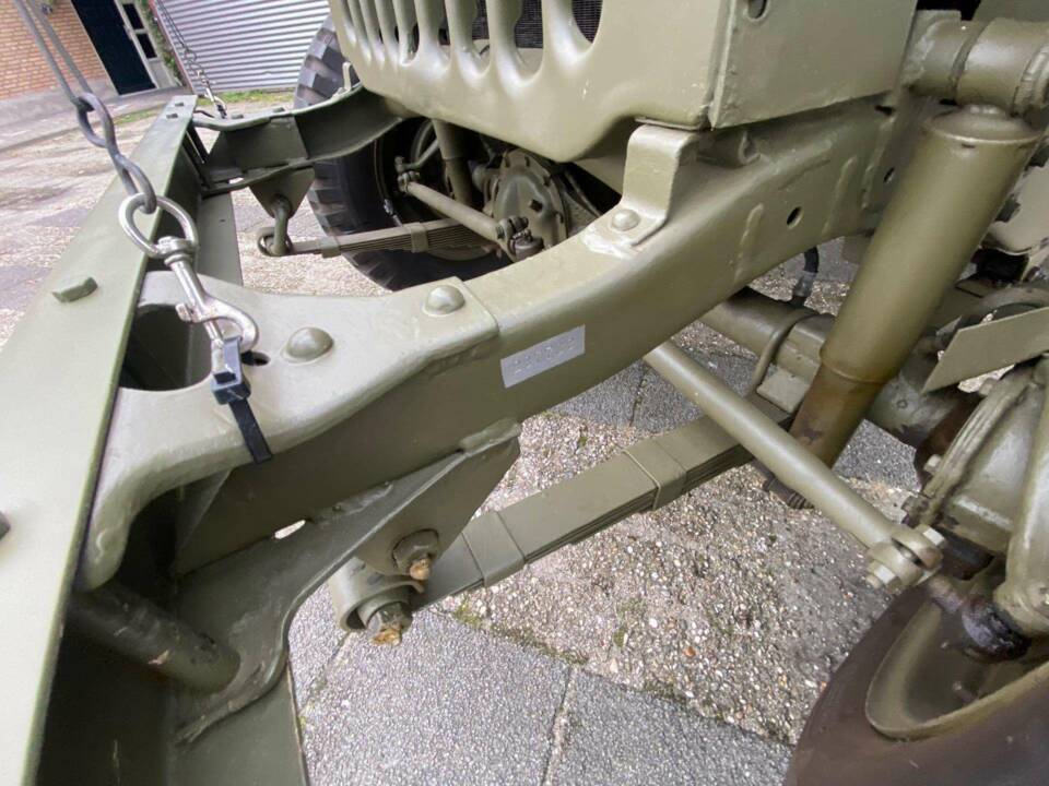 Image 19/42 of Willys MB (1942)