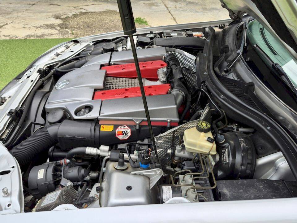 Afbeelding 47/63 van Mercedes-Benz SLK 32 AMG (2001)