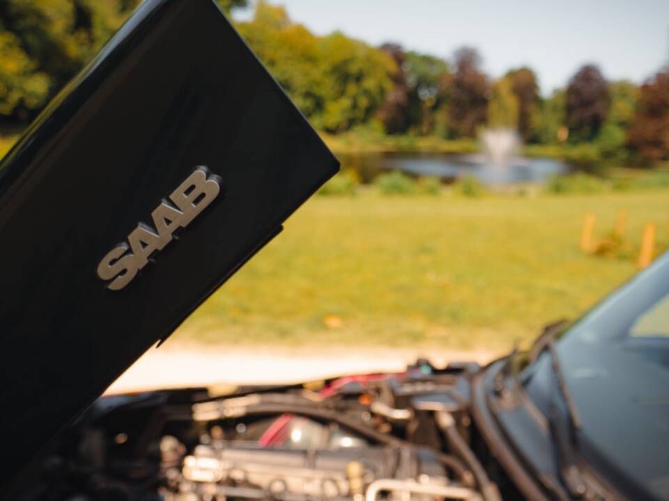 Bild 43/45 von Saab 900 S (1992)