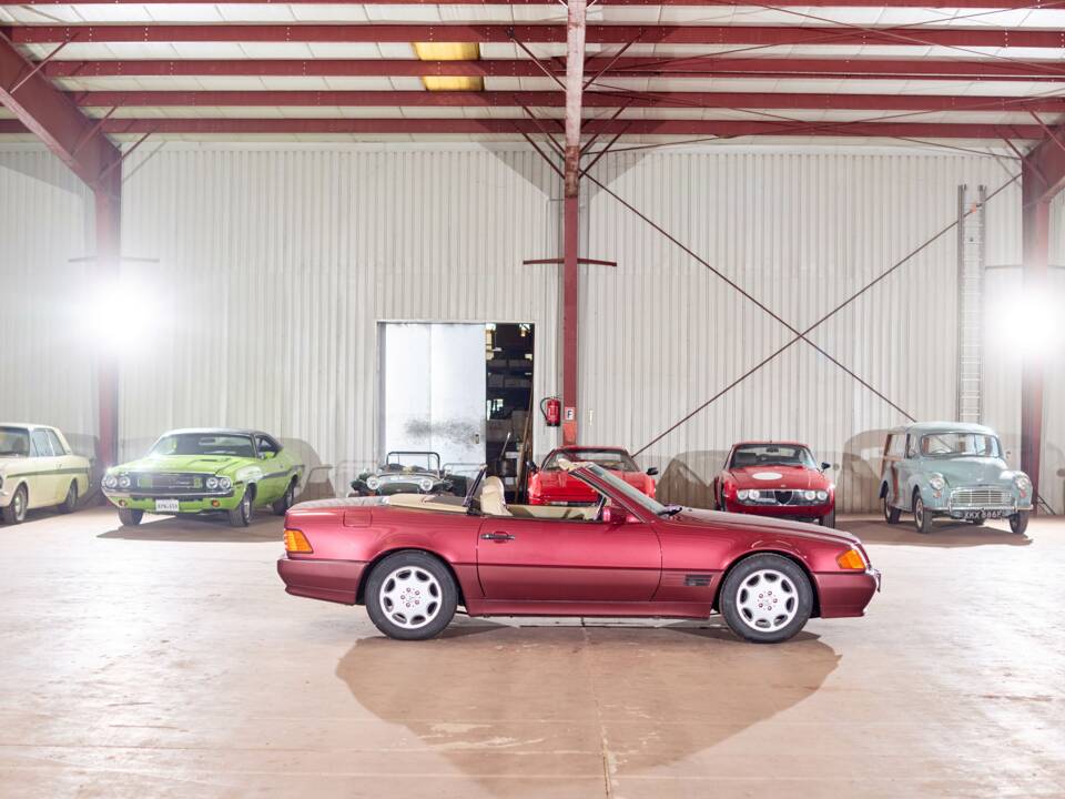 Image 14/43 of Mercedes-Benz 500 SL (1992)