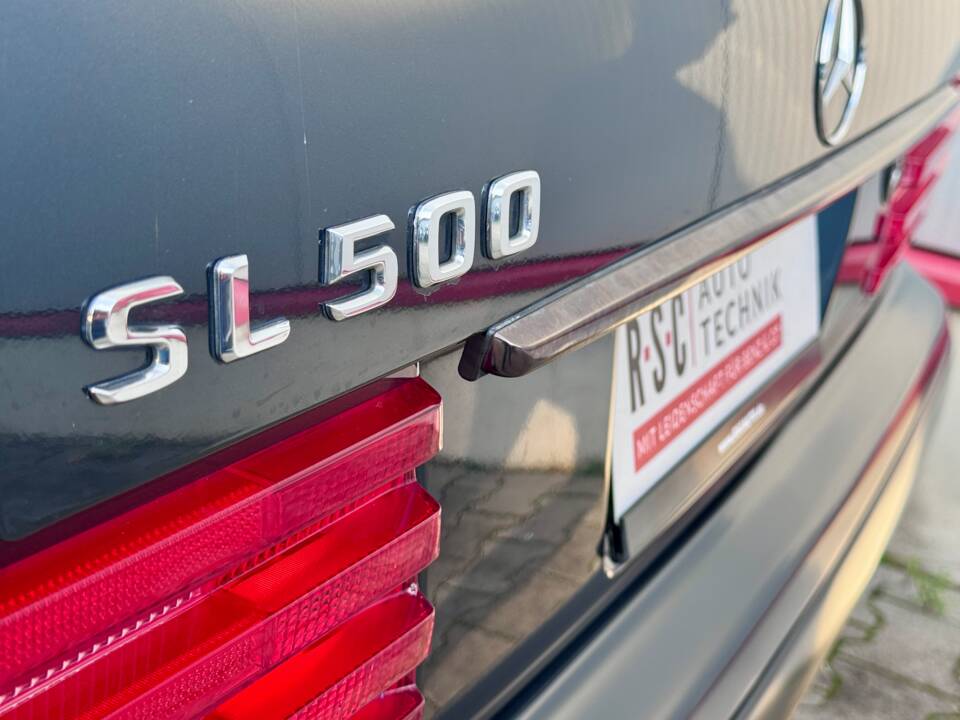 Image 12/49 de Mercedes-Benz SL 500 (1997)