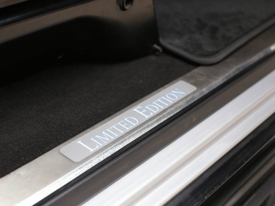 Image 25/64 of Mercedes-Benz G 400 CDI (LWB) (2004)