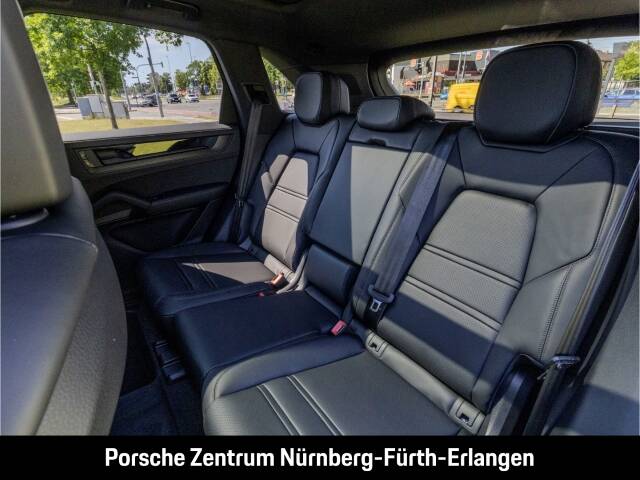 Bild 22/50 von Porsche Cayenne GTS (2026)