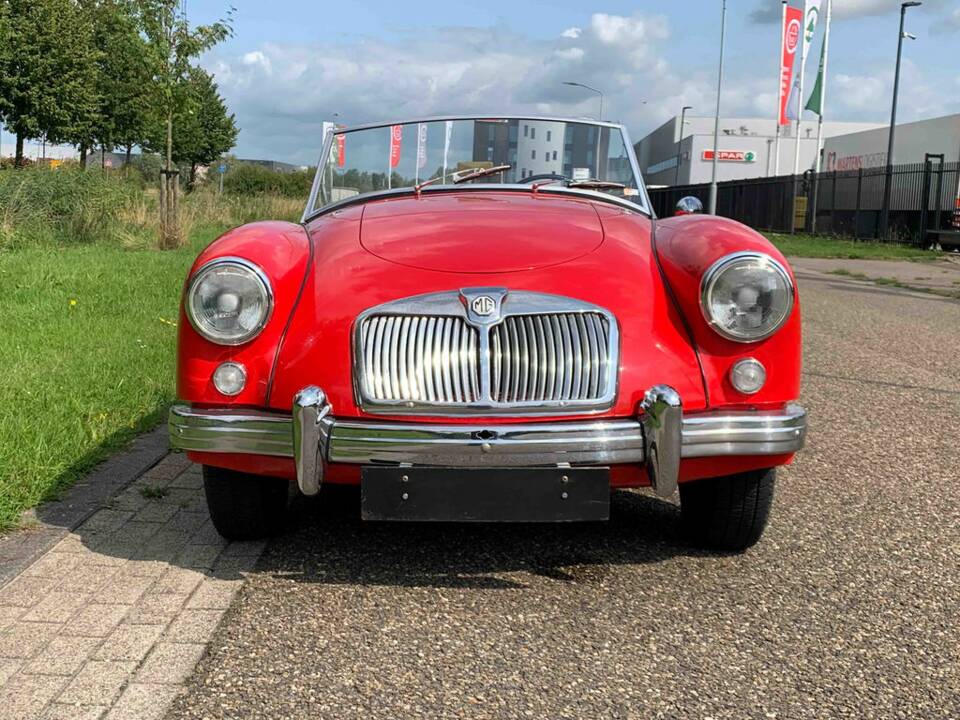Image 3/8 of MG MGA 1600 (1960)