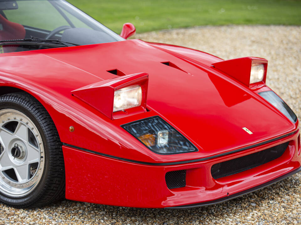 Image 47/50 de Ferrari F40 (1989)