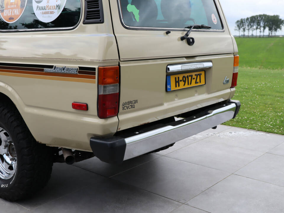 Bild 46/50 von Toyota Land Cruiser FJ 60 (1984)
