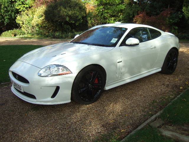 Image 1/17 of Jaguar XKR (2011)