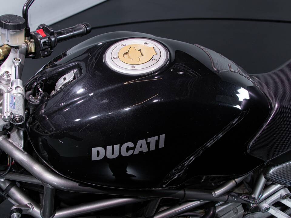 Afbeelding 39/50 van Ducati DUMMY (2003)