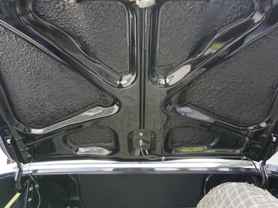 Image 77/77 of Ford Fairlane 500 Club Victoria (1958)