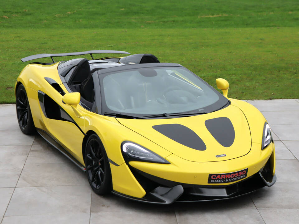 Image 7/50 de McLaren 570S Spider &quot;Launch Edition&quot; (2018)