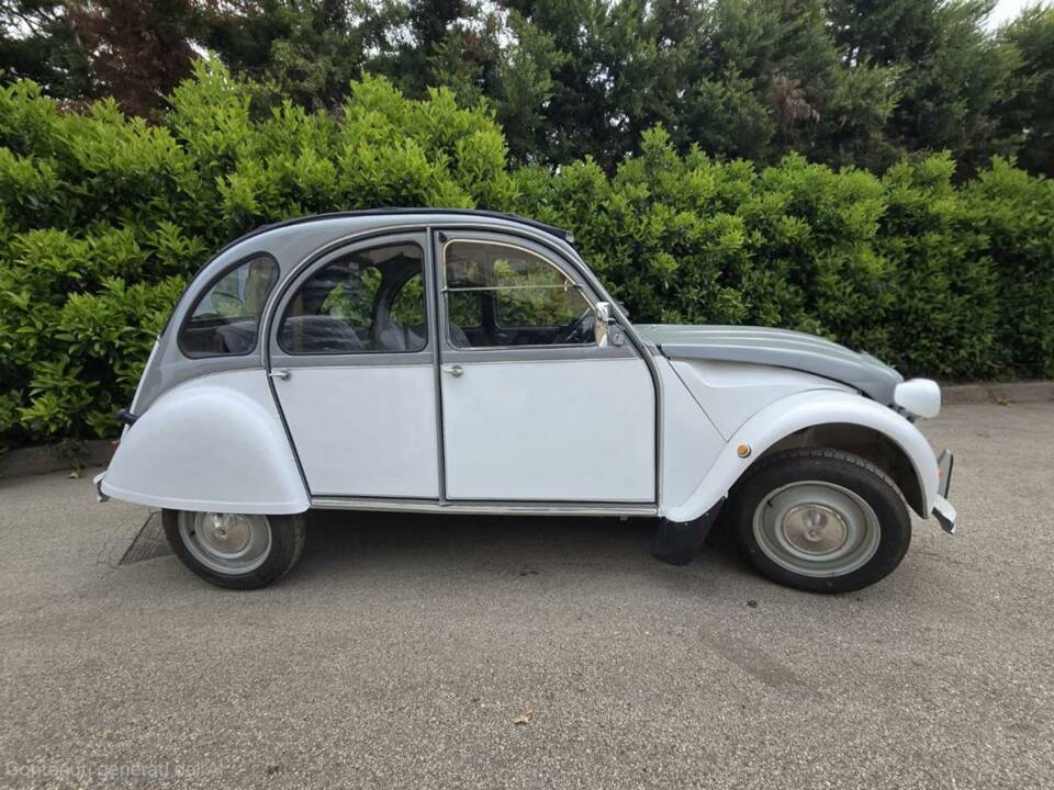 Bild 15/30 von Citroën 2 CV 6 Club (1985)