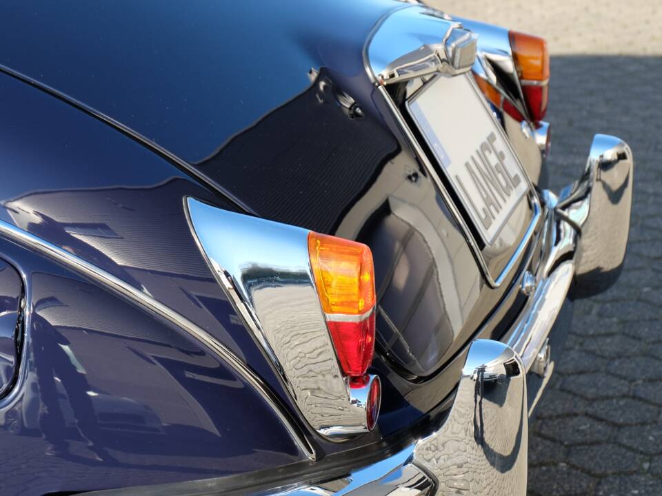 Bild 39/57 von Jaguar Mk II 3.4 (1967)