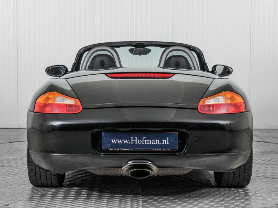 Image 15/50 of Porsche Boxster (1999)